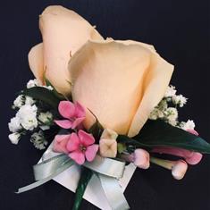 peach rose