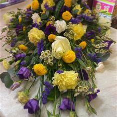 YELLOW AND PURPLE SINGLE ENDED SPRAY